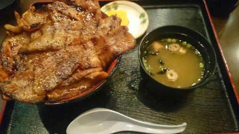 ぶたいち東京人形町店　豚丼 (3)
